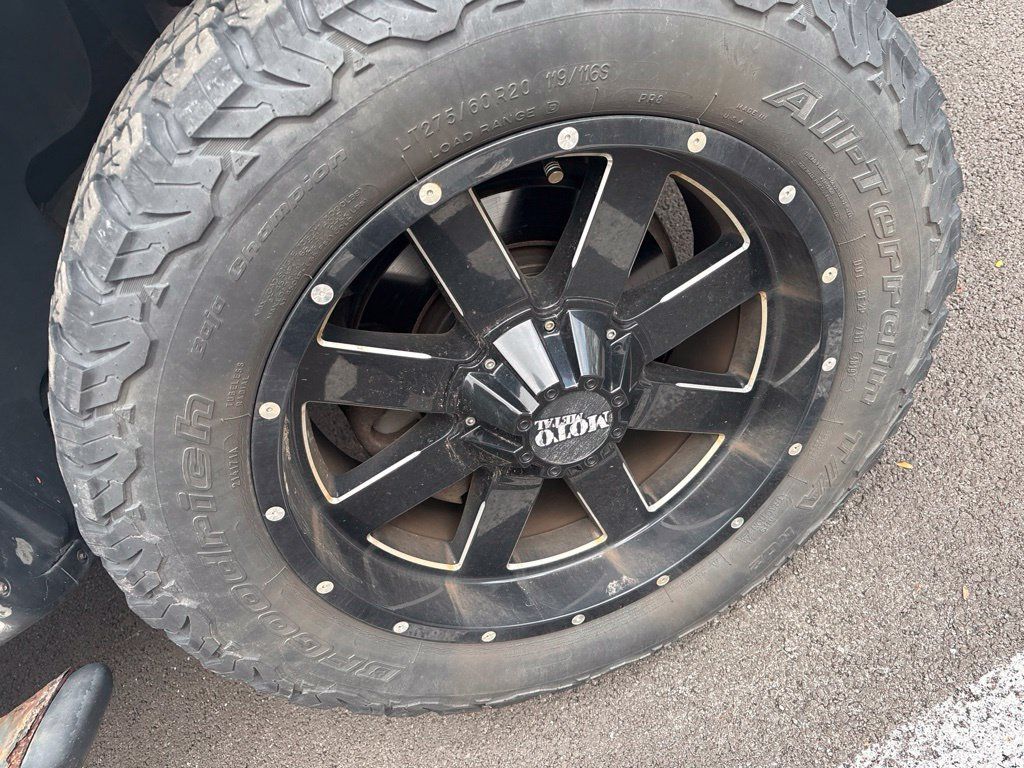 Used 2014 Ford F150 STX w/ Equipment Group 201A Mid AWD/4WD image 16