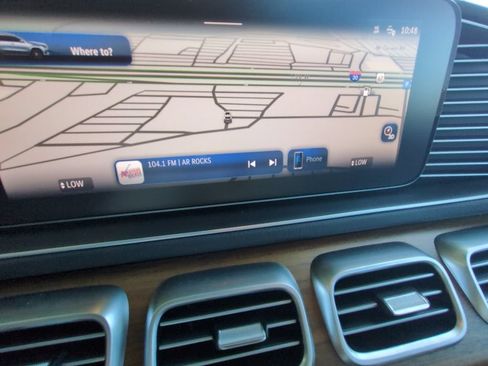 Used 2026 Mercedes-Benz GLS 450 4MATIC image 7