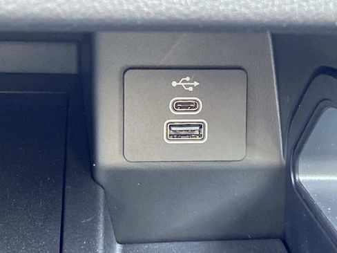 New 2026 Ford Ranger XLT w/ Equipment Group 301A High image 19