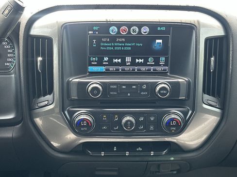 Used 2018 Chevrolet Silverado 1500 LT w/ All Star Edition AWD/4WD image 25
