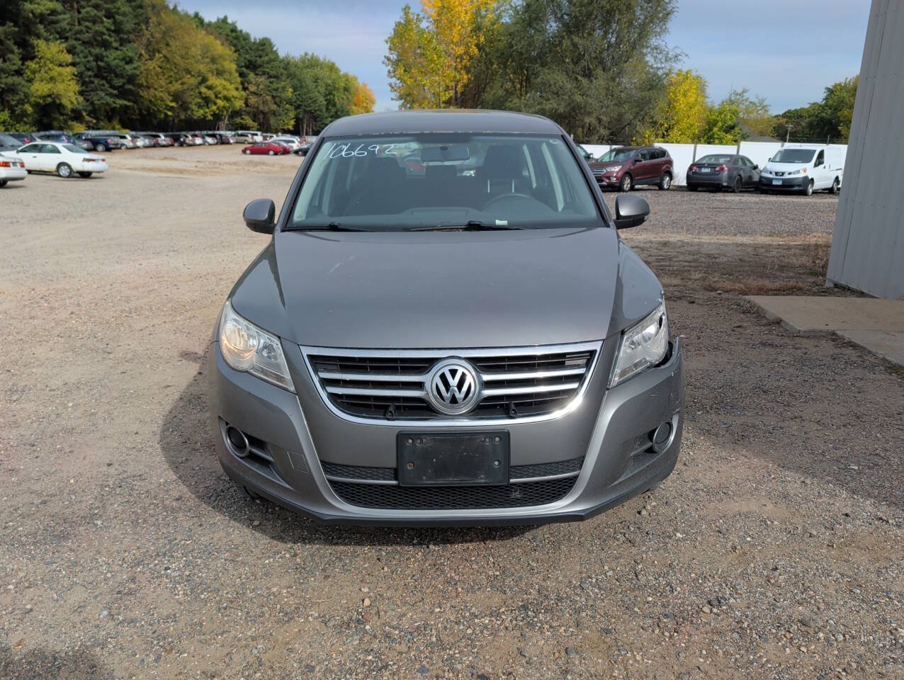 Used 2011 Volkswagen Tiguan S FWD image 7