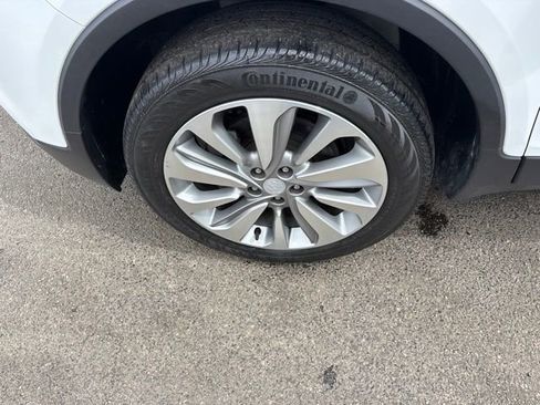 Used 2020 Buick Encore Preferred AWD/4WD image 43