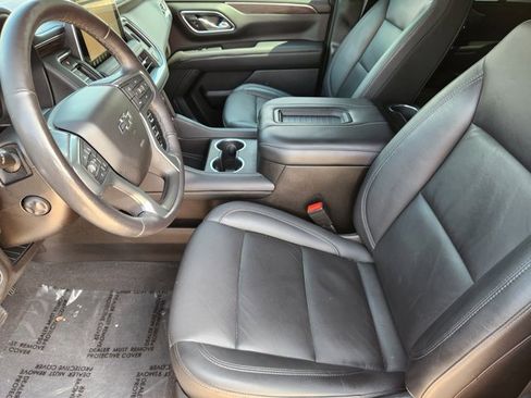 Used 2021 Chevrolet Tahoe Z71 w/ Z71 Off-Road Package image 15