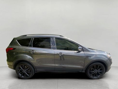 Used 2019 Ford Escape Titanium AWD/4WD image 5
