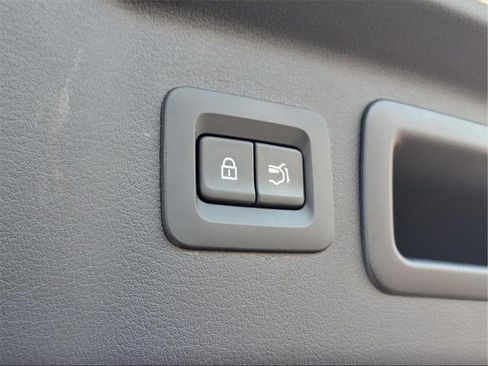 Used 2024 MAZDA CX-90 Plug-In Hybrid w/ Premium Plus image 33