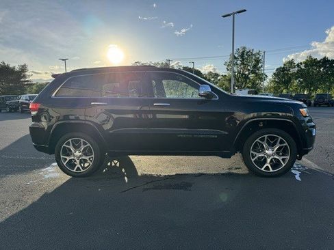 Used 2019 Jeep Grand Cherokee Overland image 8