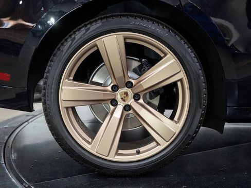 Used 2024 Porsche Macan S image 13