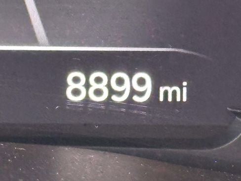 Used 2025 Genesis GV70 3.5T Sport w/ Sport Advanced Package image 36