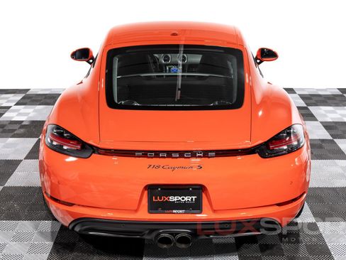 Used 2018 Porsche 718 Cayman S image 16