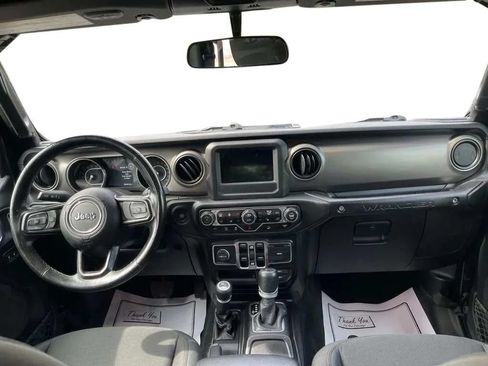 Used 2020 Jeep Wrangler Unlimited Sport w/ Technology Group AWD/4WD image 21