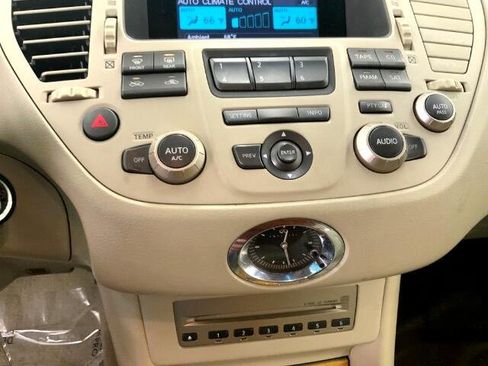 Used 2004 INFINITI Q45 Luxury image 19