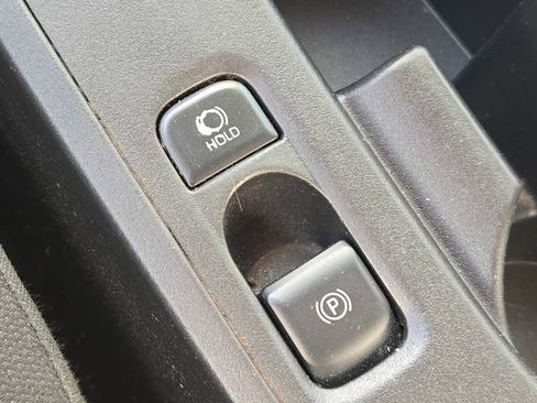 Used 2023 Toyota Corolla LE FWD image 23