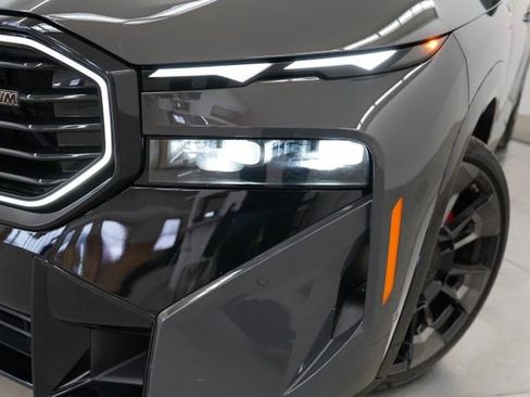 Used 2025 BMW XM image 5