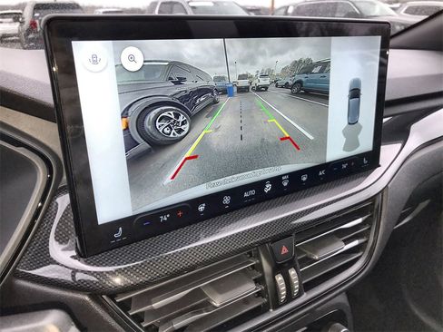 Used 2025 Ford Escape ST-Line w/ Equipment Group 301A image 17