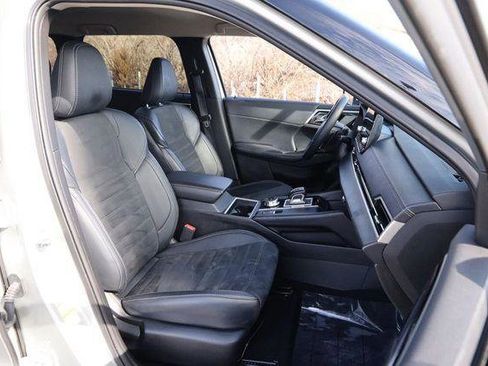 Used 2024 Mitsubishi Outlander SE Black Edition image 26