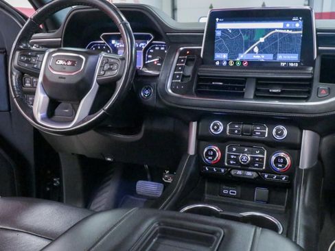 Used 2021 GMC Yukon XL SLT w/ SLT Premium Package AWD/4WD image 18