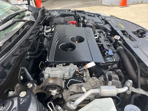 Used 2020 Nissan Altima 2.5 SR FWD image 33
