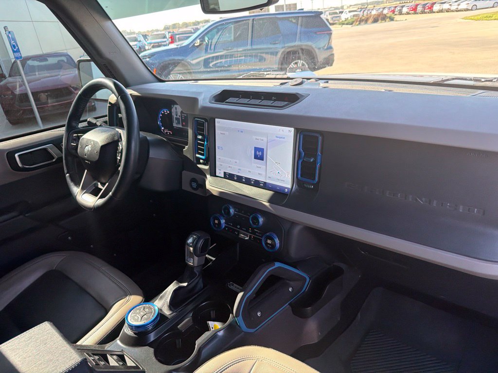 Used 2024 Ford Bronco Wildtrak AWD/4WD image 39