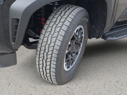 New 2026 Toyota 4Runner TRD Off-Road Premium AWD/4WD image 32