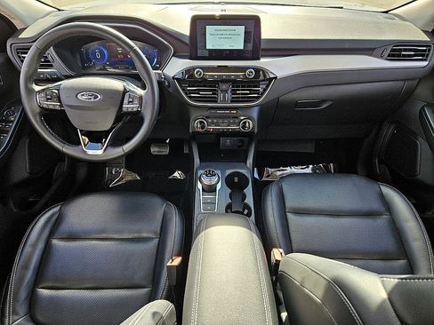 Used 2022 Ford Escape SEL w/ Technology Package image 10