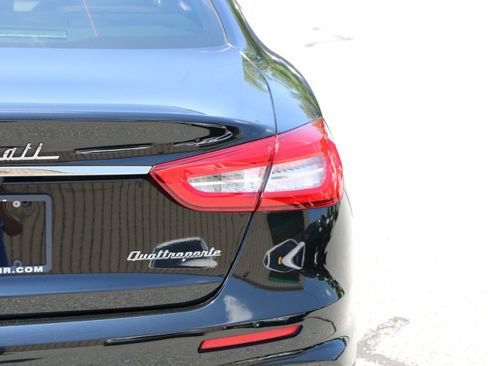 Used 2019 Maserati Quattroporte S GranSport Q4 AWD/4WD image 7