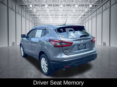 Certified 2022 Nissan Rogue Sport SV w/ Technology Package FWD image 5