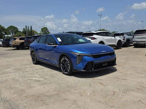 New 2026 Kia K4 GT-Line w/ GT-Line Premium Package FWD image 2