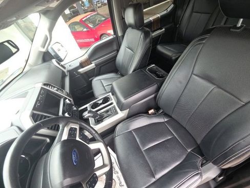 Used 2018 Ford F150 Lariat w/ Equipment Group 502A Luxury RWD image 14