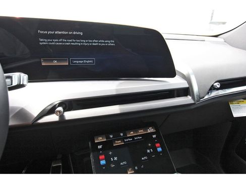 New 2026 Cadillac Vistiq Sport image 16