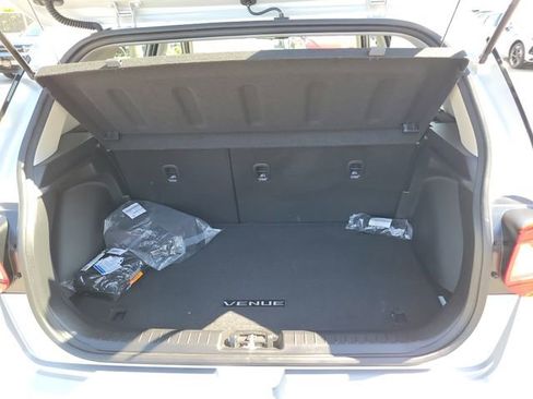 Certified 2026 Hyundai Venue SE FWD image 23