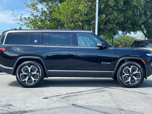 Used 2024 Rivian R1S Adventure AWD/4WD image 7
