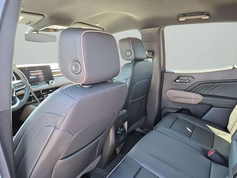 New 2026 GMC Canyon Denali image 18