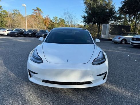 Used 2020 Tesla Model 3 image 2