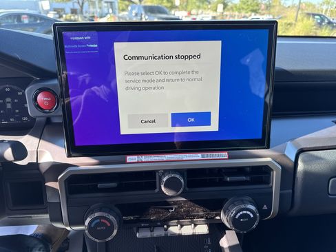 New 2025 Toyota Tacoma 4x4 Double Cab Hybrid image 18