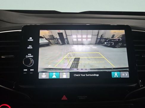 Used 2024 Honda Ridgeline Sport image 25