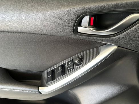 Used 2016 MAZDA CX-5 Touring image 10