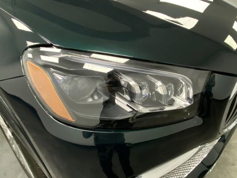 Used 2021 Mercedes-Benz Maybach GLS 600 4MATIC image 10