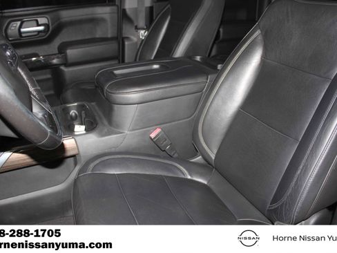 Used 2020 Chevrolet Silverado 1500 LT Trail Boss AWD/4WD image 4