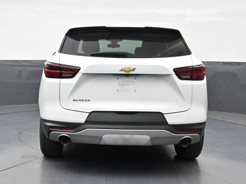 Used 2024 Chevrolet Blazer LT FWD image 4