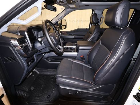 Certified 2025 Ford F350 Lariat w/ Lariat Ultimate Package image 13