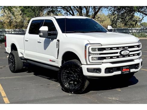 Used 2023 Ford F250 Lariat w/ Lariat Ultimate Package image 2