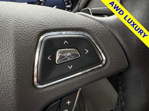 Used 2018 Lincoln MKC Select w/ Select Plus Package image 21