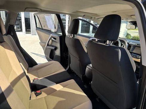 Used 2017 Toyota RAV4 XLE image 34