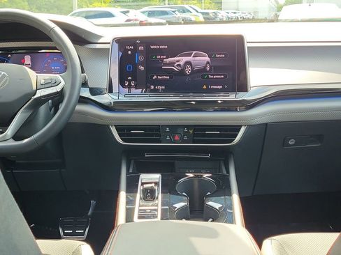 New 2026 Volkswagen Atlas Peak Edition AWD/4WD image 13