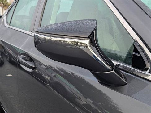 Certified 2025 Lexus ES 350 w/ Premium Package image 11