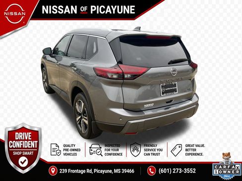 Certified 2025 Nissan Rogue SL w/ SL Premium Package FWD image 3