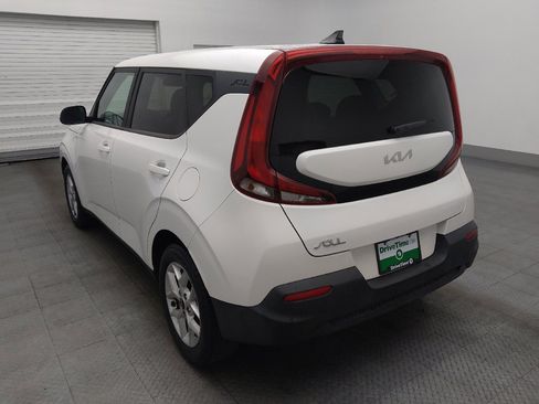 Used 2022 Kia Soul LX w/ Technology Package image 5