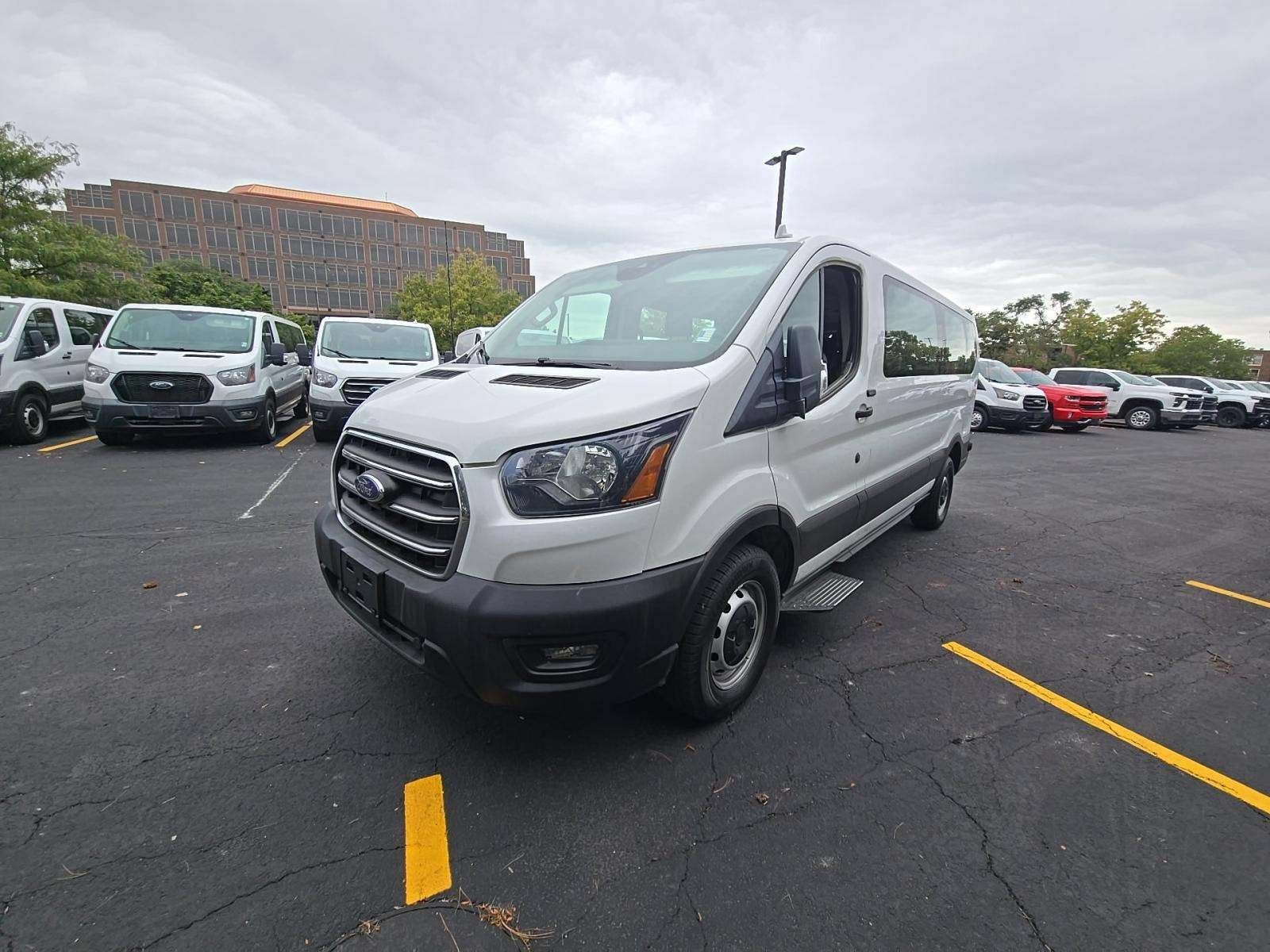 Used 2020 Ford Transit 350 XL RWD image 2