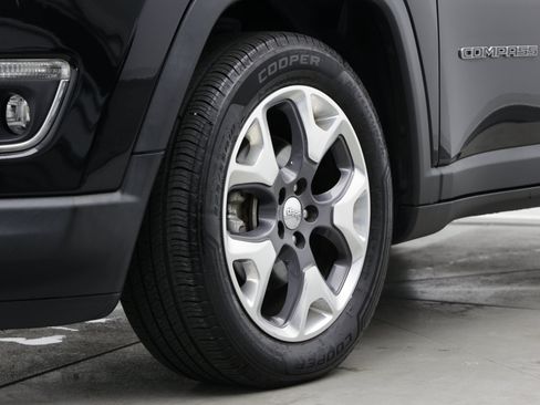 Used 2020 Jeep Compass Limited FWD image 8