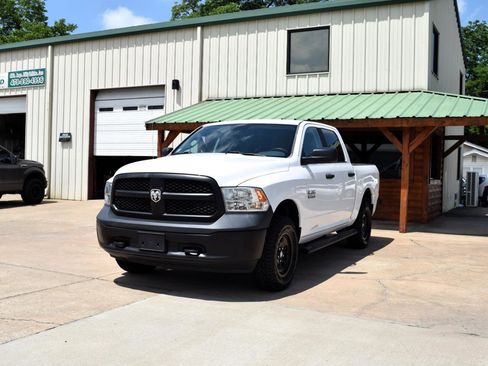 Used 2017 RAM 1500 Tradesman w/ Protection Group AWD/4WD image 5